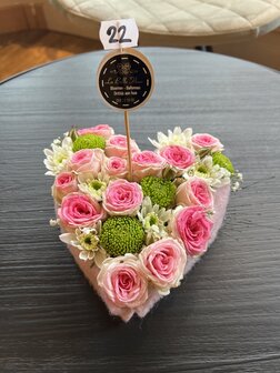 Bloemstukje Allerheiligen hartje 