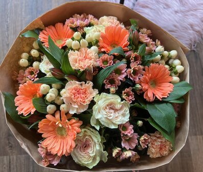 3.La Belle Fleur special Ontbijtbox Moederdag  2P met bloemen