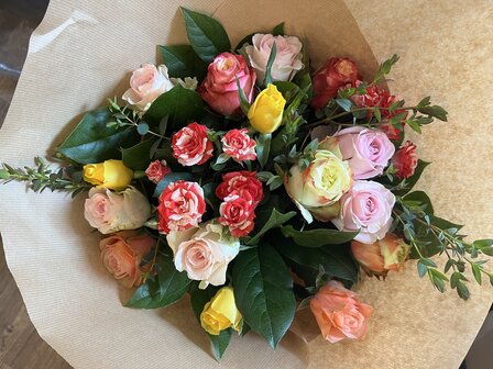 Boeket mix rozen eerste keus