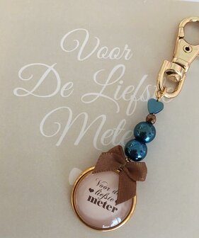 Sleutelhanger Brown &amp; Blue met tekst naar keuze