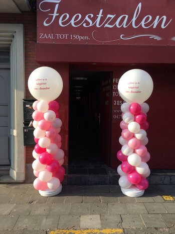 Ballonpilaar met topballon met tekst naar keuze