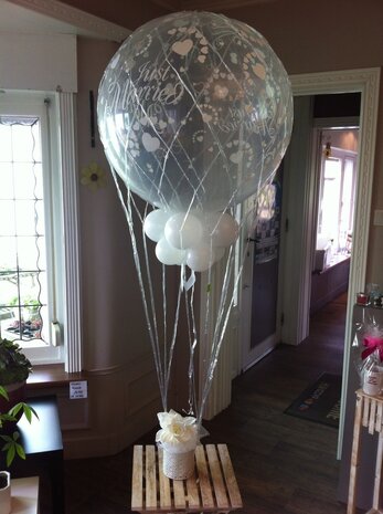 Grote ballon just married in net