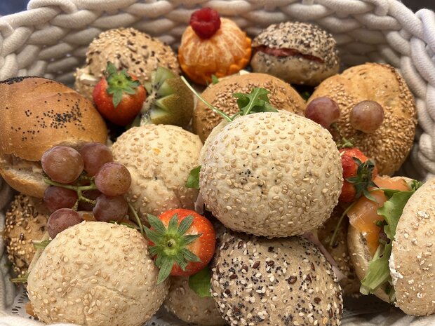 Mini broodjes luxe  (5st)