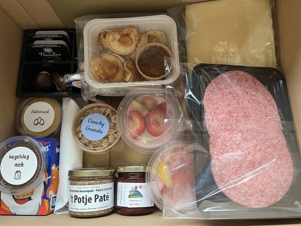 3. Luxe ontbijtbox met artisanale producten 2p