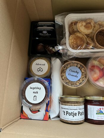 3. Luxe ontbijtbox met artisanale producten 2p