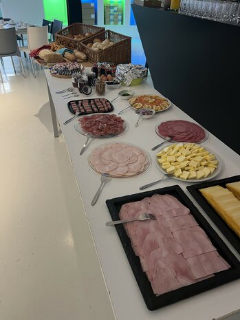 1-basisformule ontbijtbuffet op locatie vanaf 20 personen