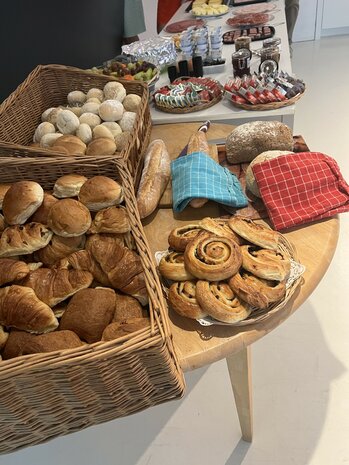 1-basisformule ontbijtbuffet op locatie vanaf 20 personen