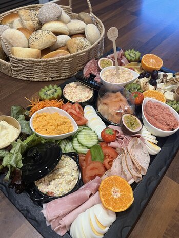 Partyschotel met mini broodjes 