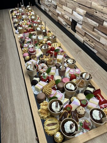 Luxe dessertplank 90cm x 30cm