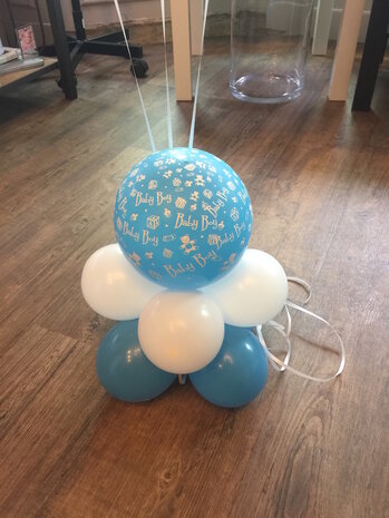ballonstaander op voet baby boy met 3 ballonnen