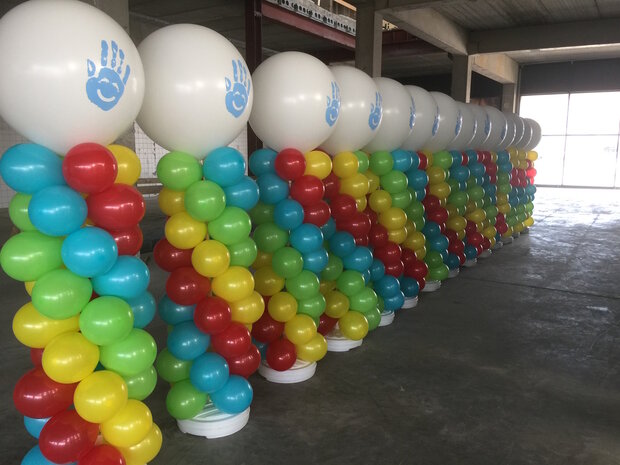 Ballonstaander met grote  topballon met bedrukt logo