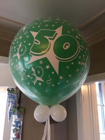 Ballondecoratie 50 jaar - ballon goud 90cm met voet